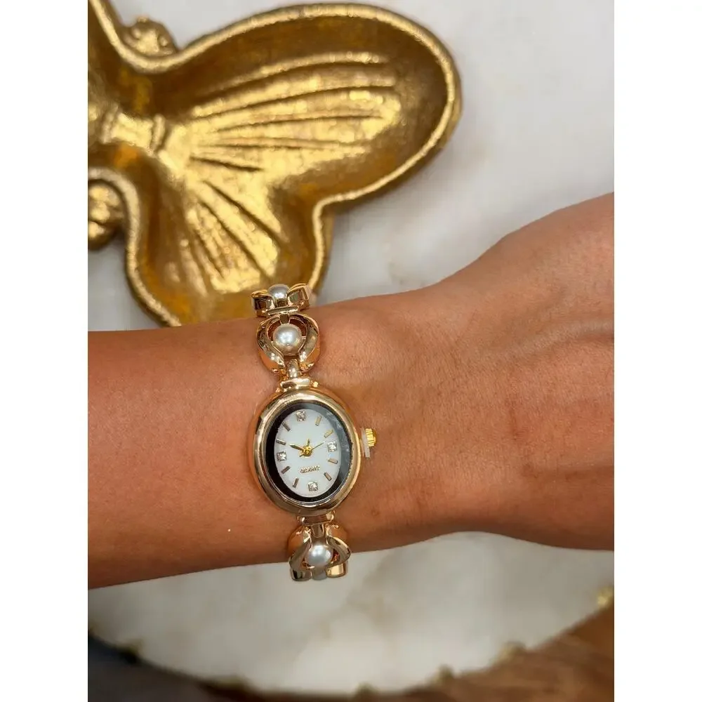 Pearl Bracelet Women’s Watch, Oval Dial 26mm, Quartz Watch, Gift for Her